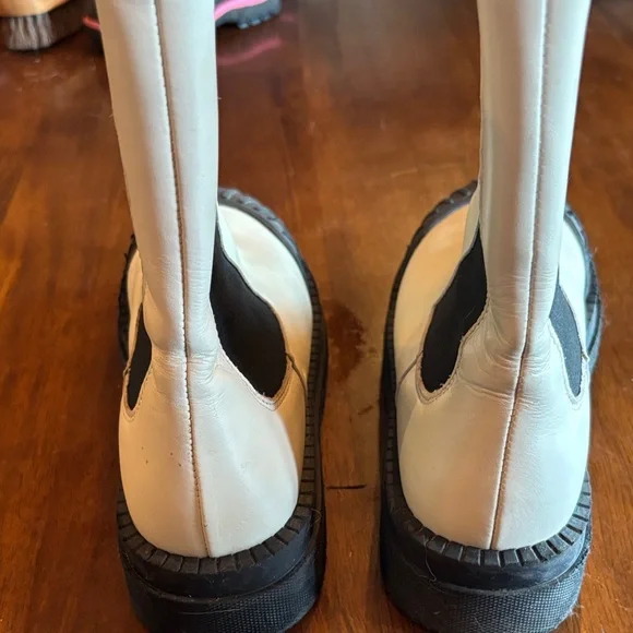 Maeve Chelsea Biker Lug Sole Black and Cream Winter Boots - Picture 5 of 7